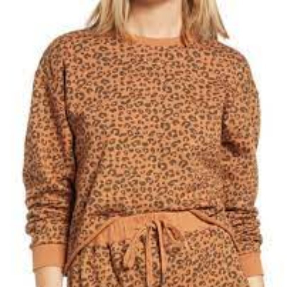 BlanK NYC Womens Sweatshirt L Crop Top Leopard 559